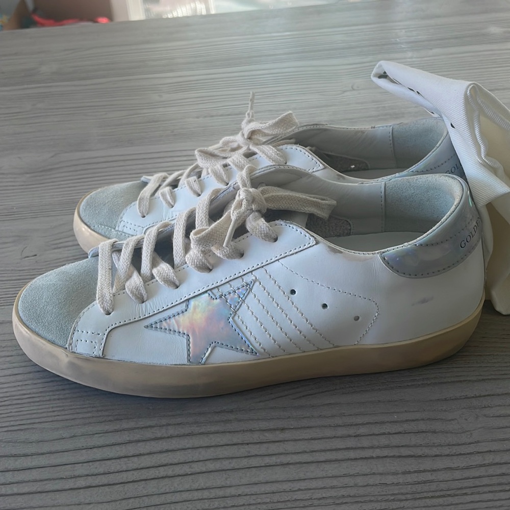 Golden Goose Superstar worn once Authentic!